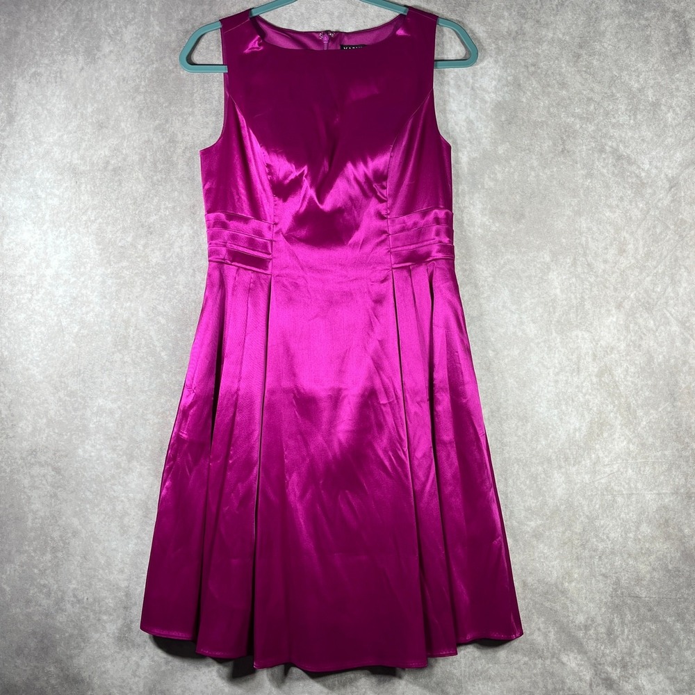 Marina‎ Dress Womens Size 6 Purple Satin Fit & Flare Sleeveless Party Date Night